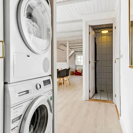 Hébergement de vacances 84363-knebel-apollovej-108 *