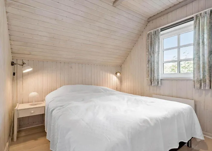 84363-knebel-apollovej-108